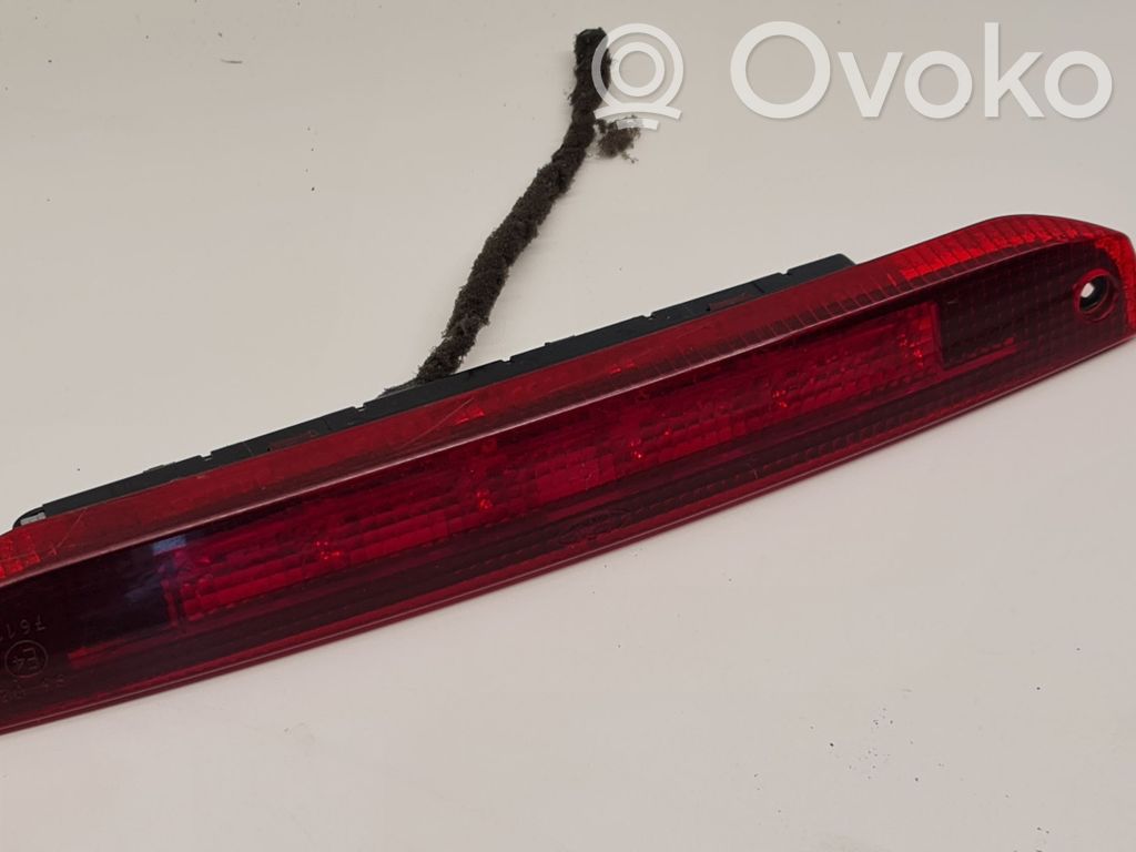 Ford Focus Third/center stoplight 