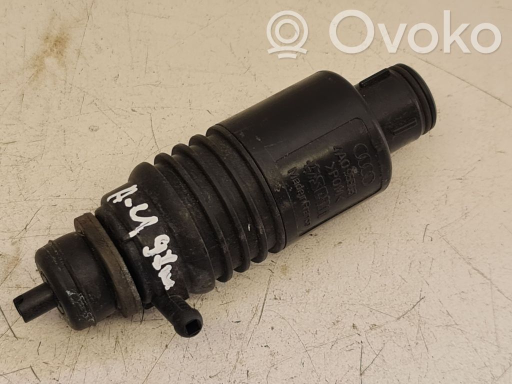 Audi A4 S4 B5 8D Windscreen/windshield washer pump 