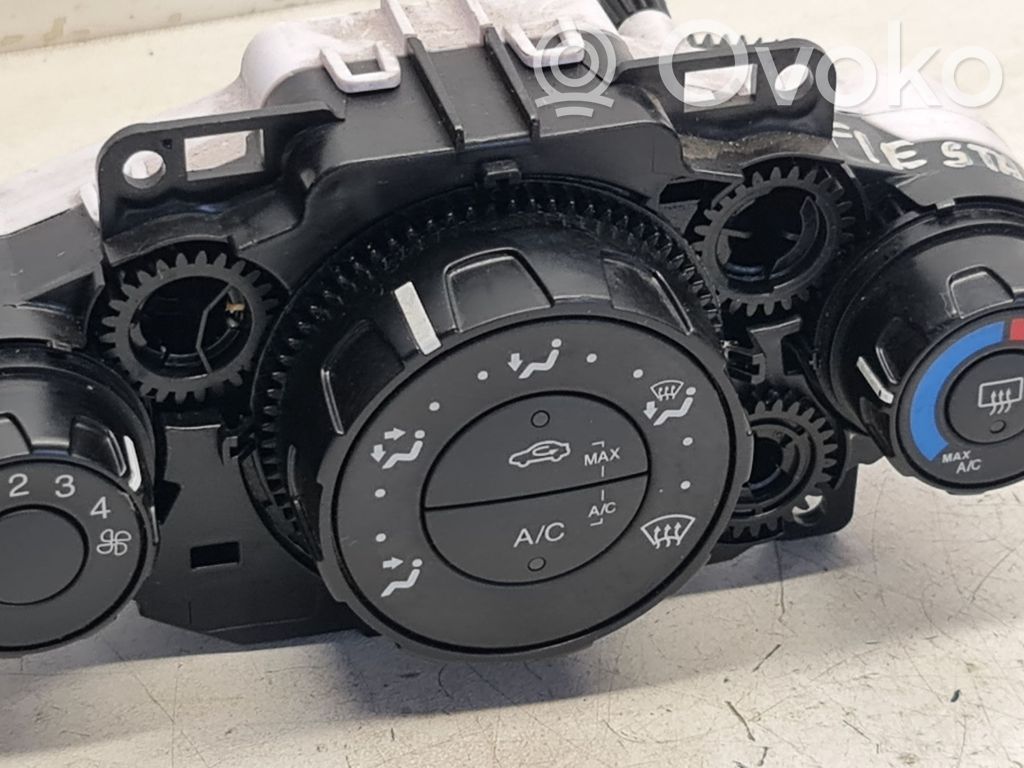 Ford Fiesta Climate control unit 
