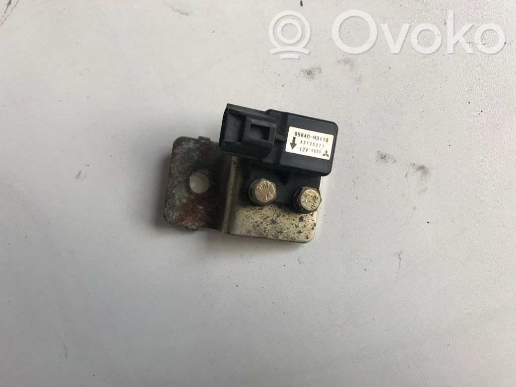 Hyundai Santa Fe Airbagsensor Crashsensor Drucksensor 