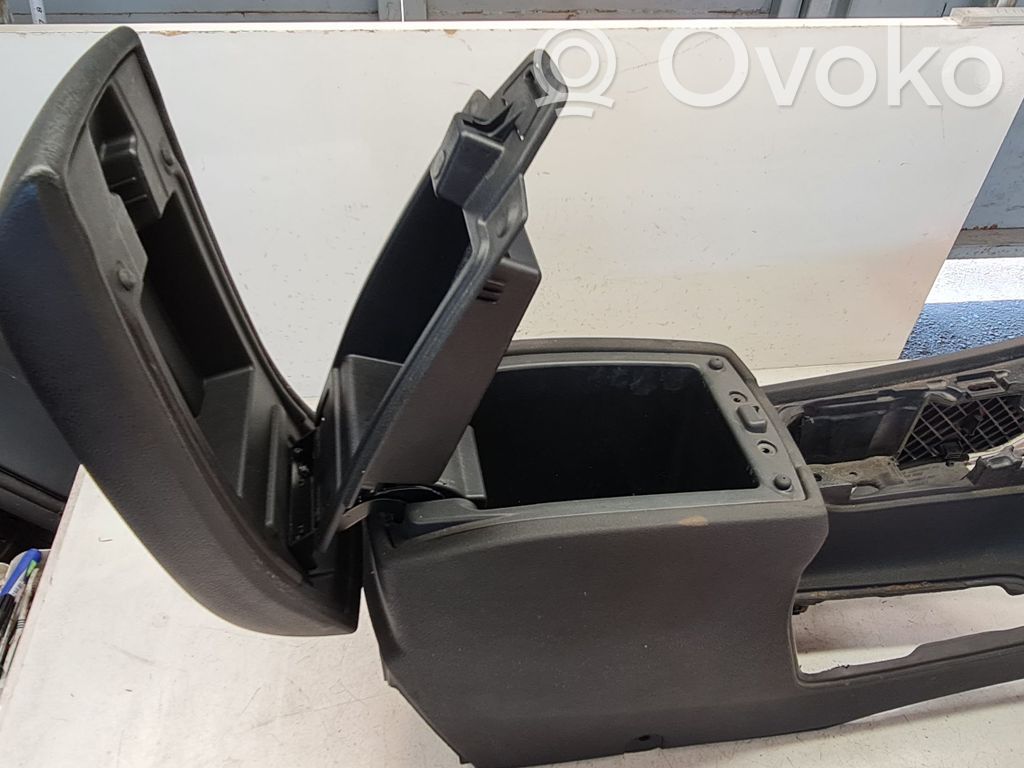 Ford Mondeo MK IV Armrest 