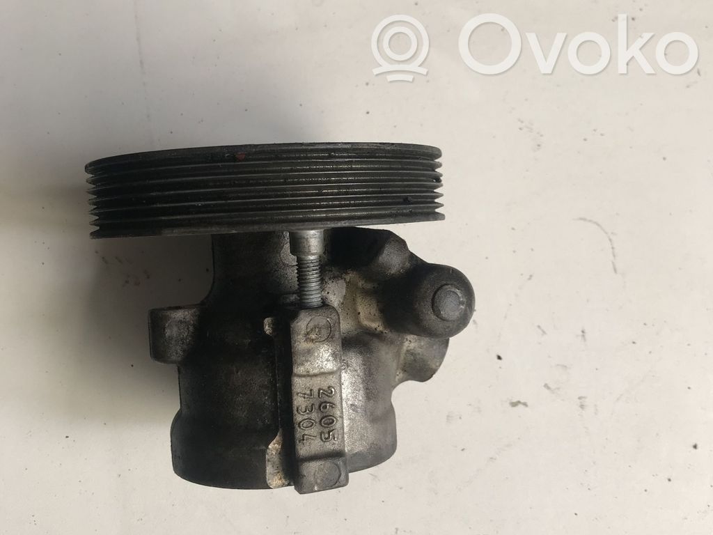Peugeot 307 Power steering pump 