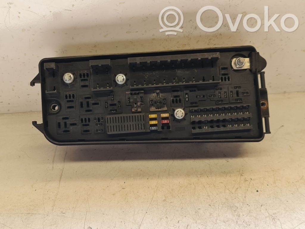 Opel Vectra C Fuse module 