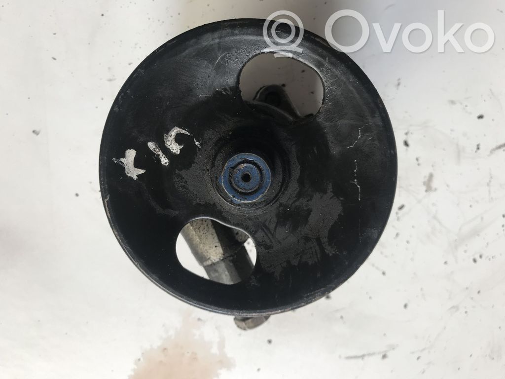 KIA Sephia Power steering pump 