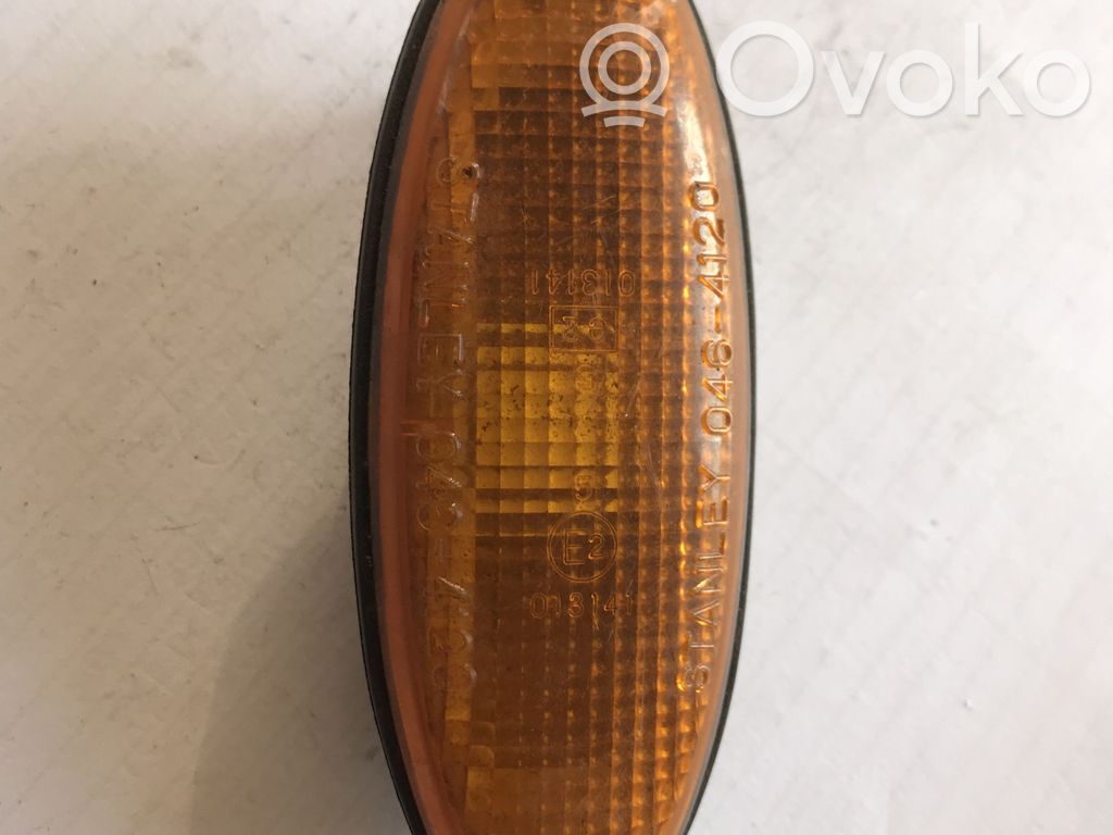 Mazda 323 Front fender indicator light 