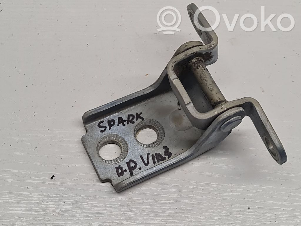 Chevrolet Spark Front door upper hinge 