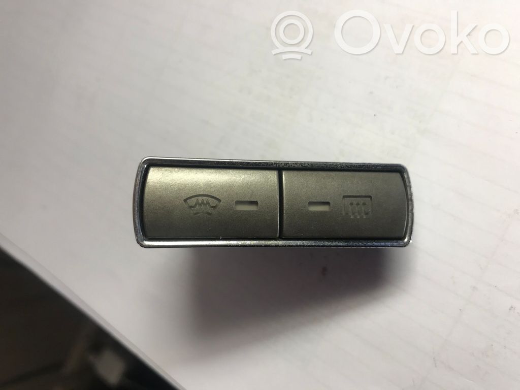 Ford Mondeo MK IV Windscreen/window heater switch 