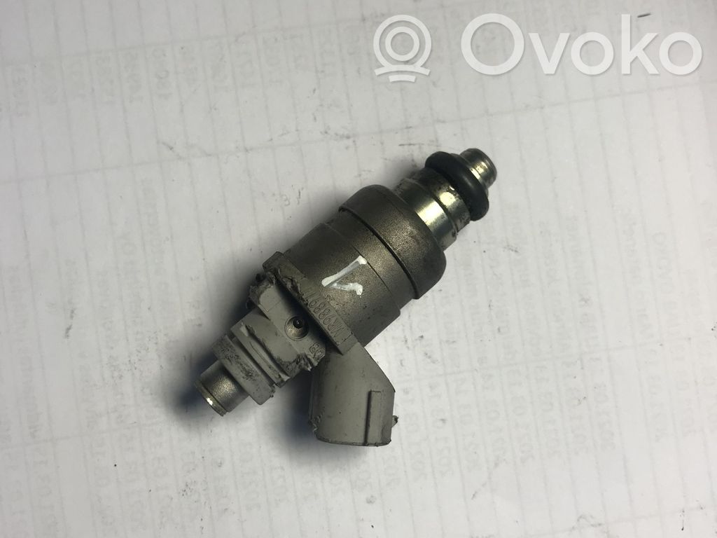 Mitsubishi Colt Inyector de combustible 