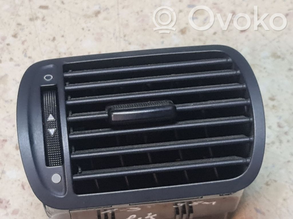 Audi A3 S3 8L Luftausströmer Lüftungsdüse Luftdüse seitlich 