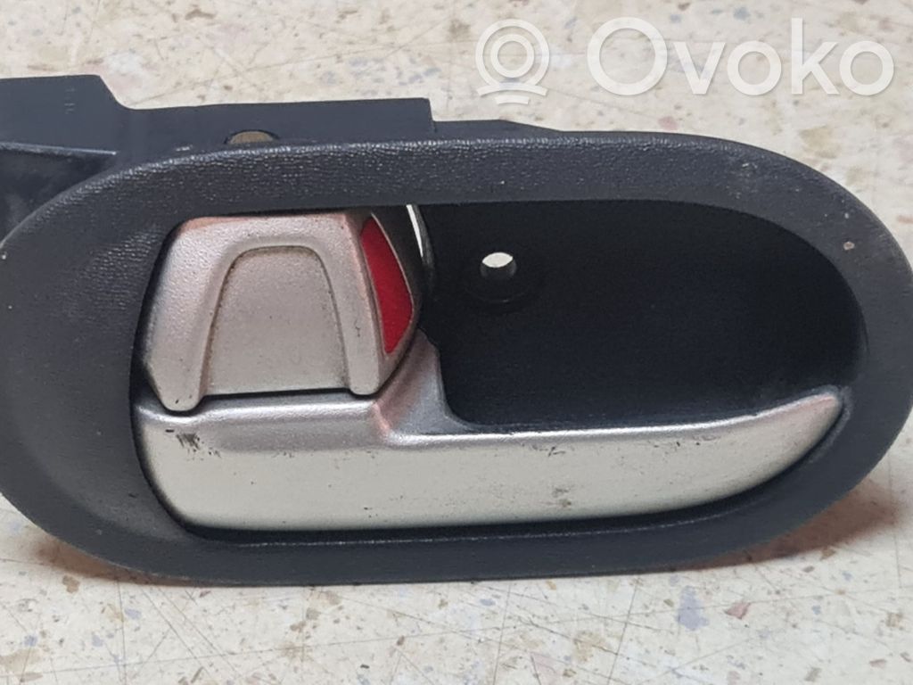 Mitsubishi Colt Front door interior handle 