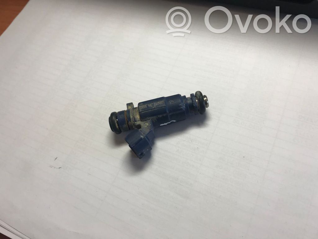 Hyundai i30 Inyector de combustible 