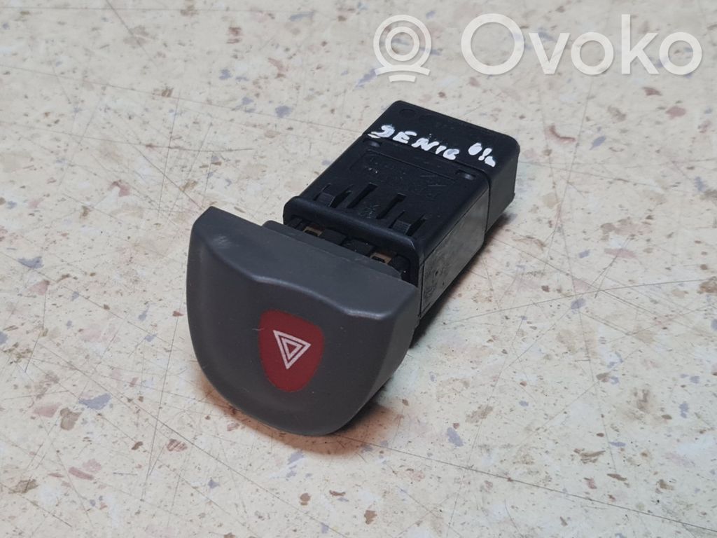 Renault Scenic I Avārijas lukturu slēdzis 