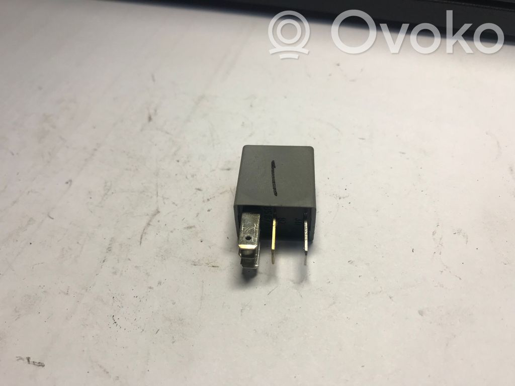 Opel Vectra C Other relay 