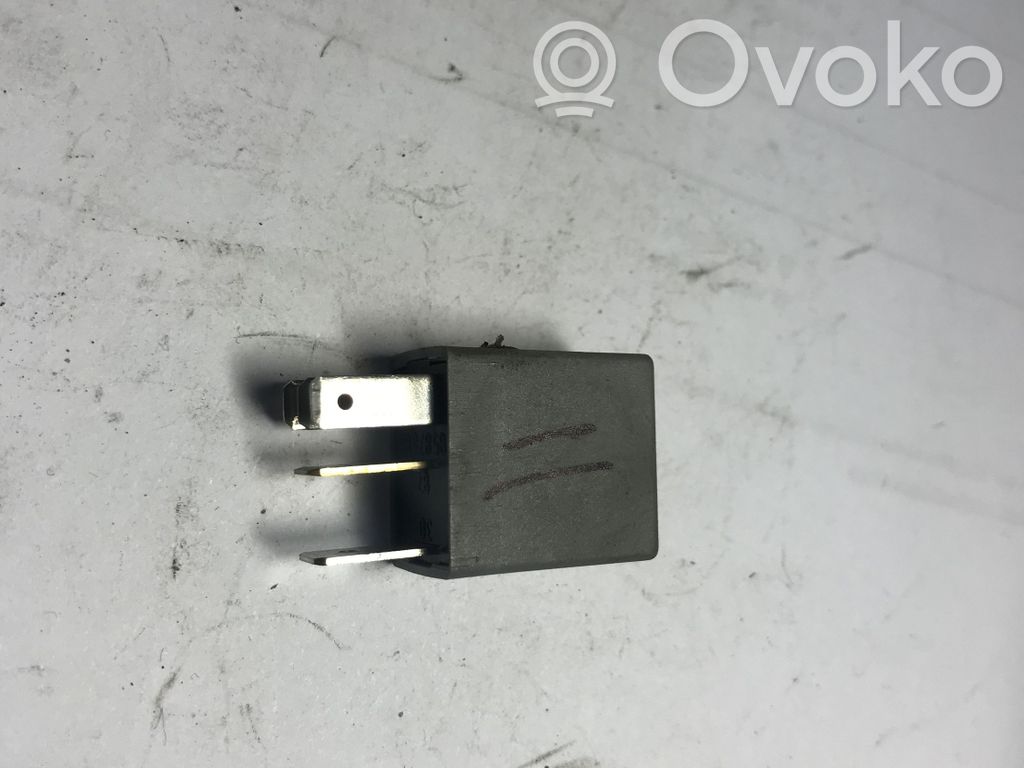 Opel Vectra C Other relay 