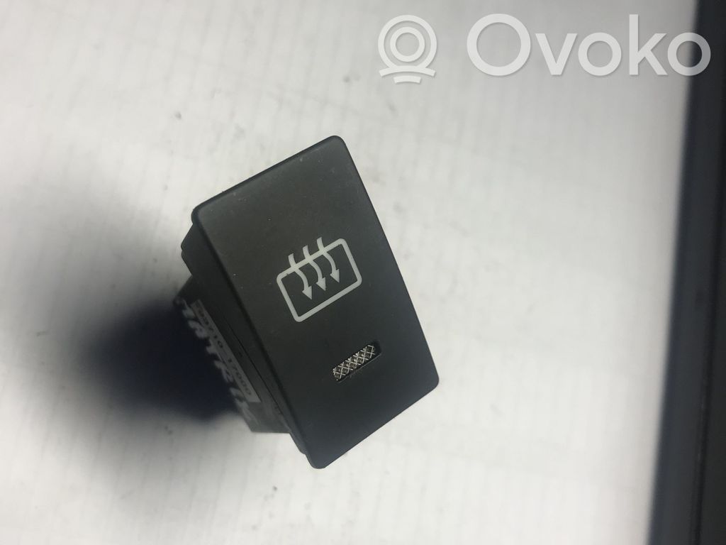Hyundai Matrix Windscreen/window heater switch 