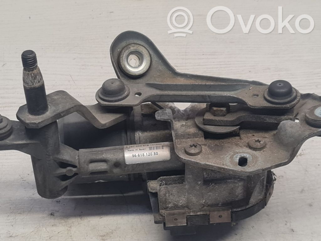 Peugeot 407 Mechanizm i silniczek wycieraczek szyby przedniej / czołowej 