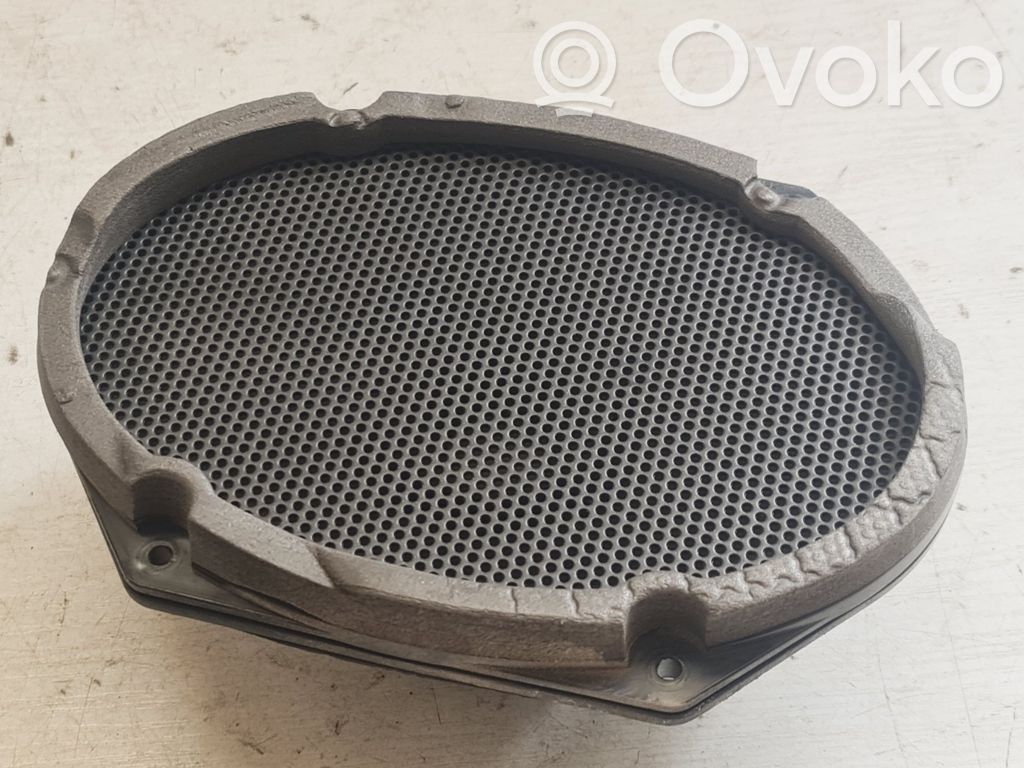 Ford Focus Rear door speaker 