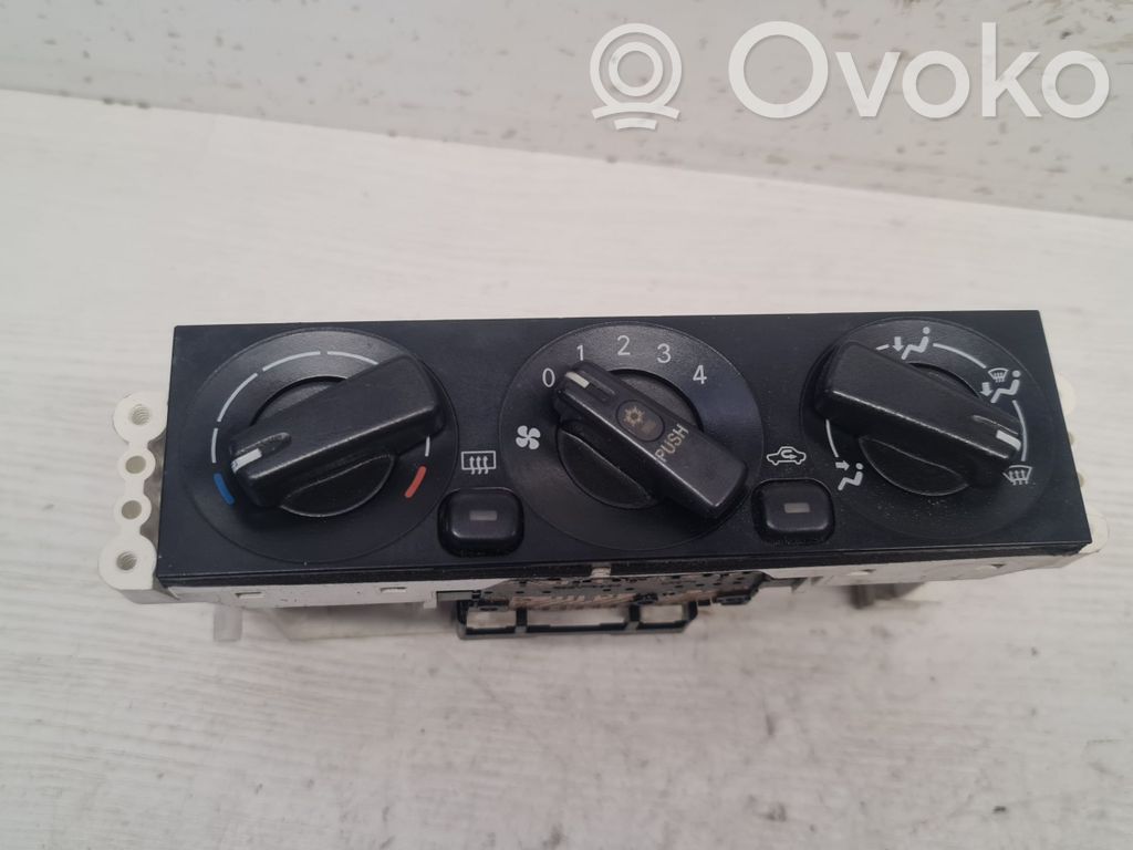 Mitsubishi Space Star Climate control unit 