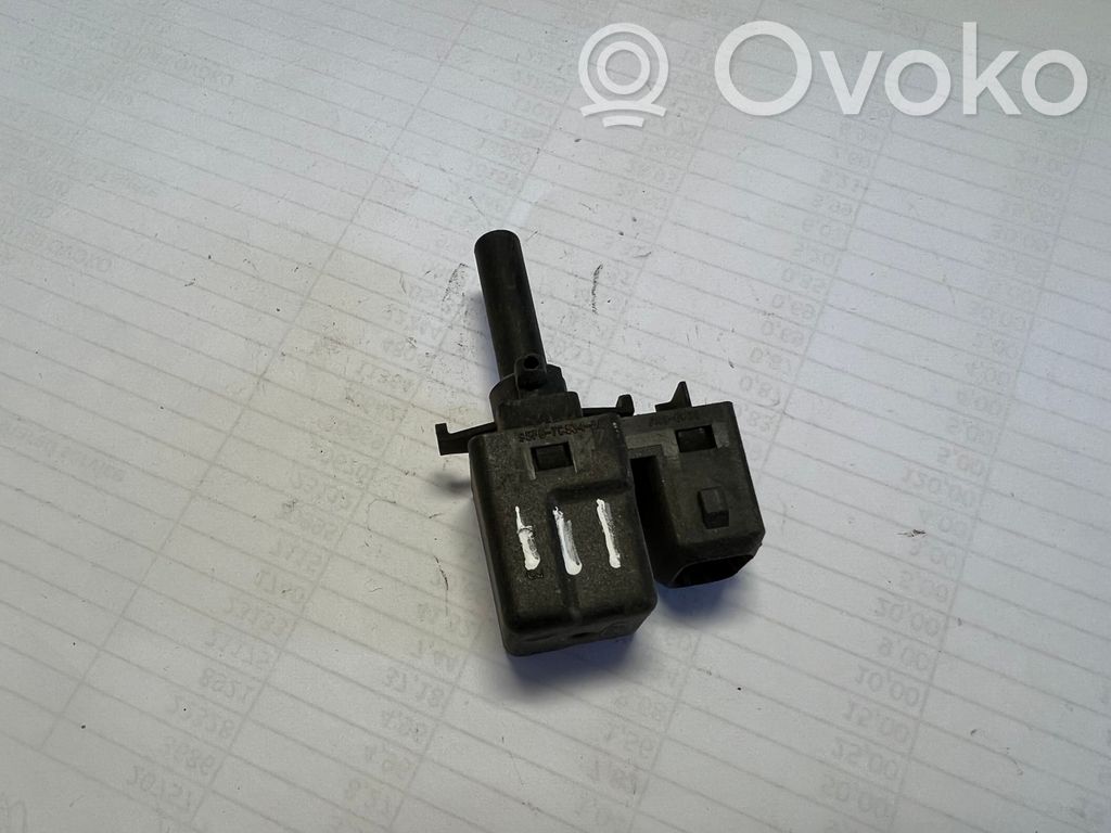 Brake pedal sensor switch   95FB7C534AA,95FB7C534AA