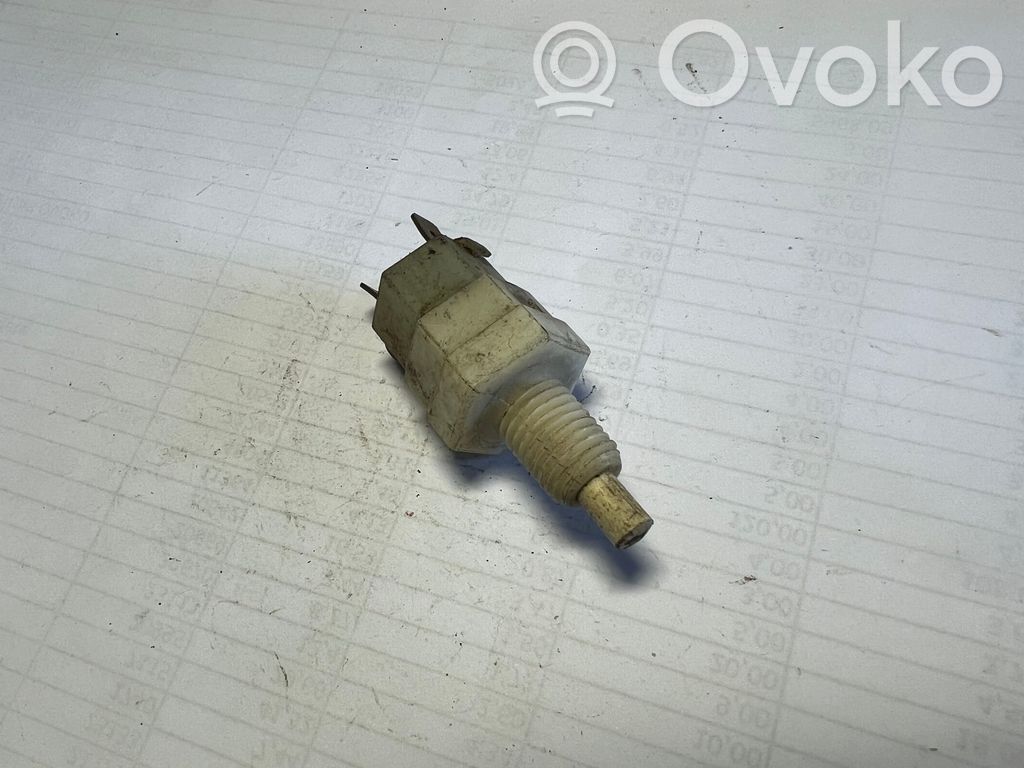 Opel Corsa B Interruptor sensor del pedal de freno 