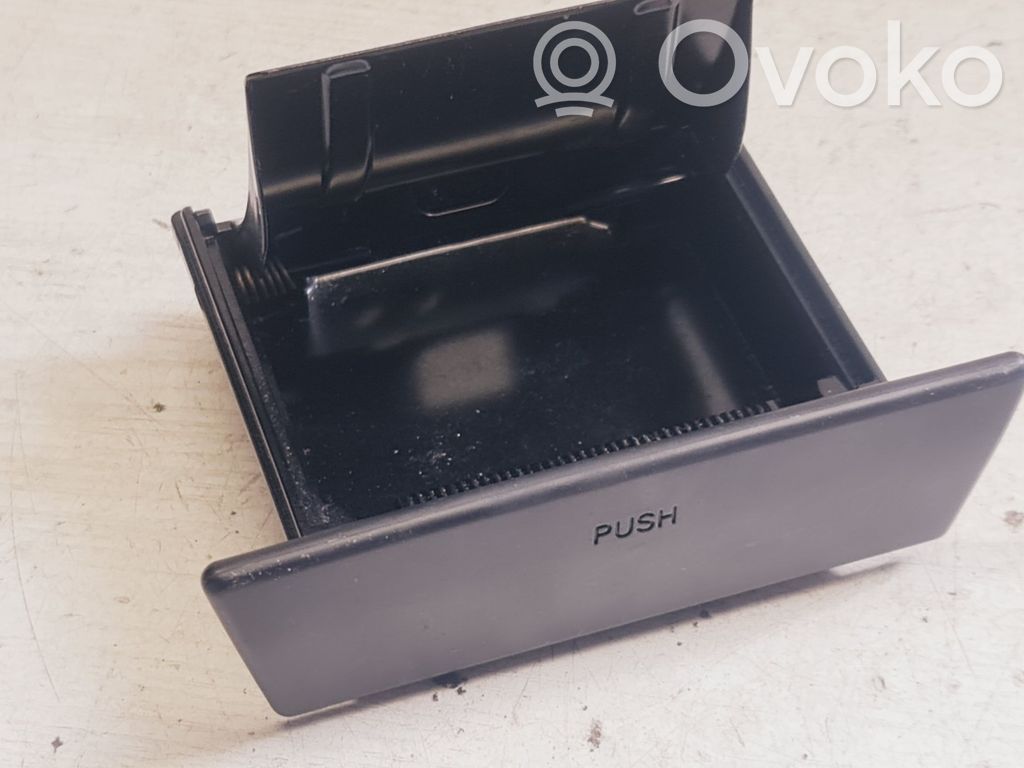 Toyota Avensis T220 Ashtray (front) 
