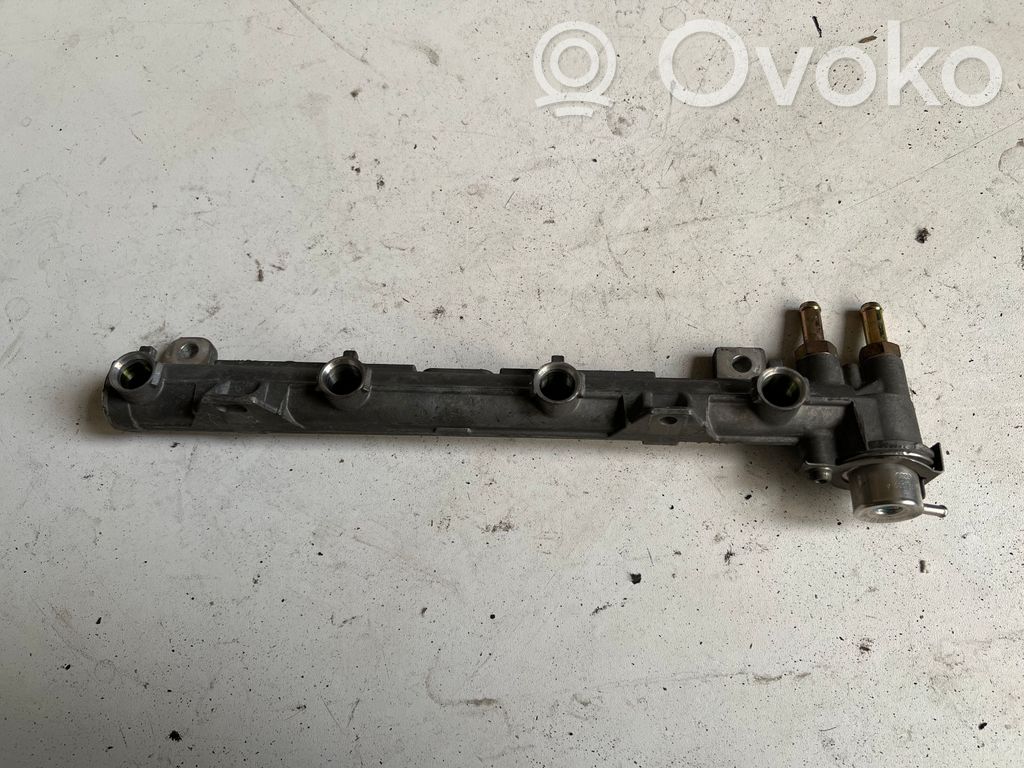 Volkswagen Golf IV Tuyau de conduite principale de carburant 