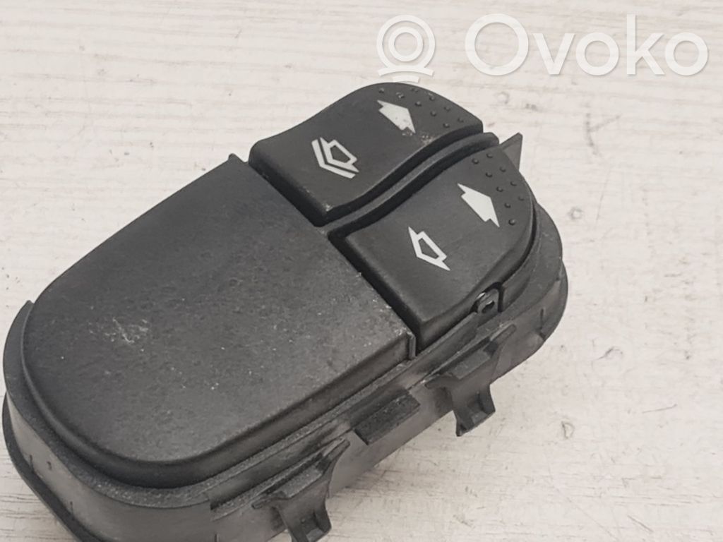 Ford Focus Electric window control switch 