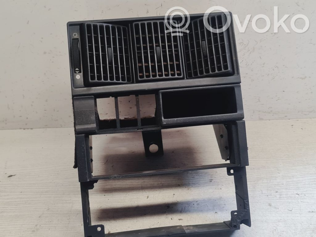 Audi 80 90 S2 B4 Grille d'aération centrale 