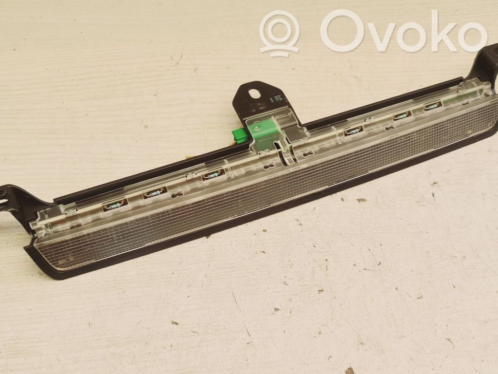 Volvo V70 Third/center stoplight 