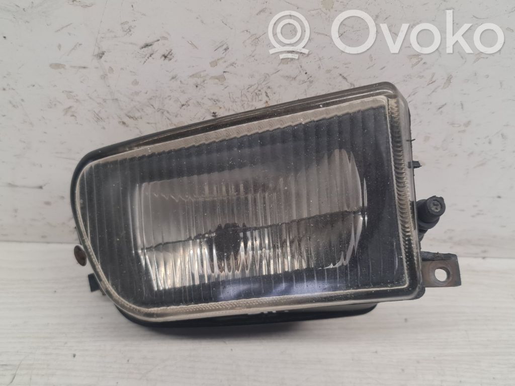Miglas lukturis priekšā   63178377384,37021749,370219999,63178377384