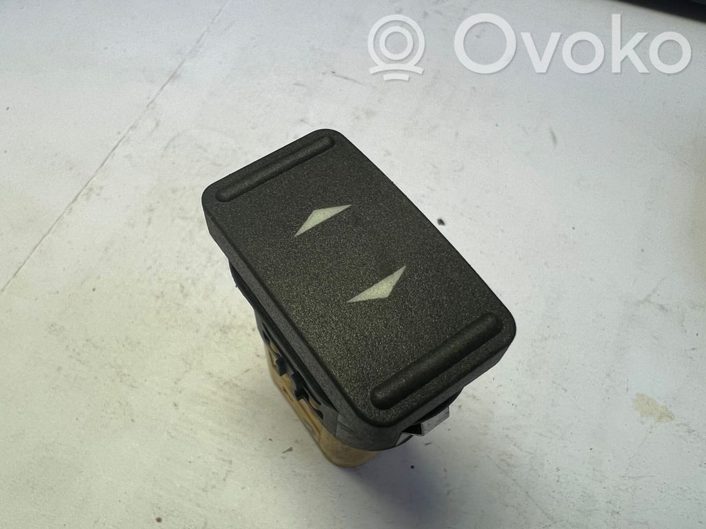 Ford Focus Electric window control switch 