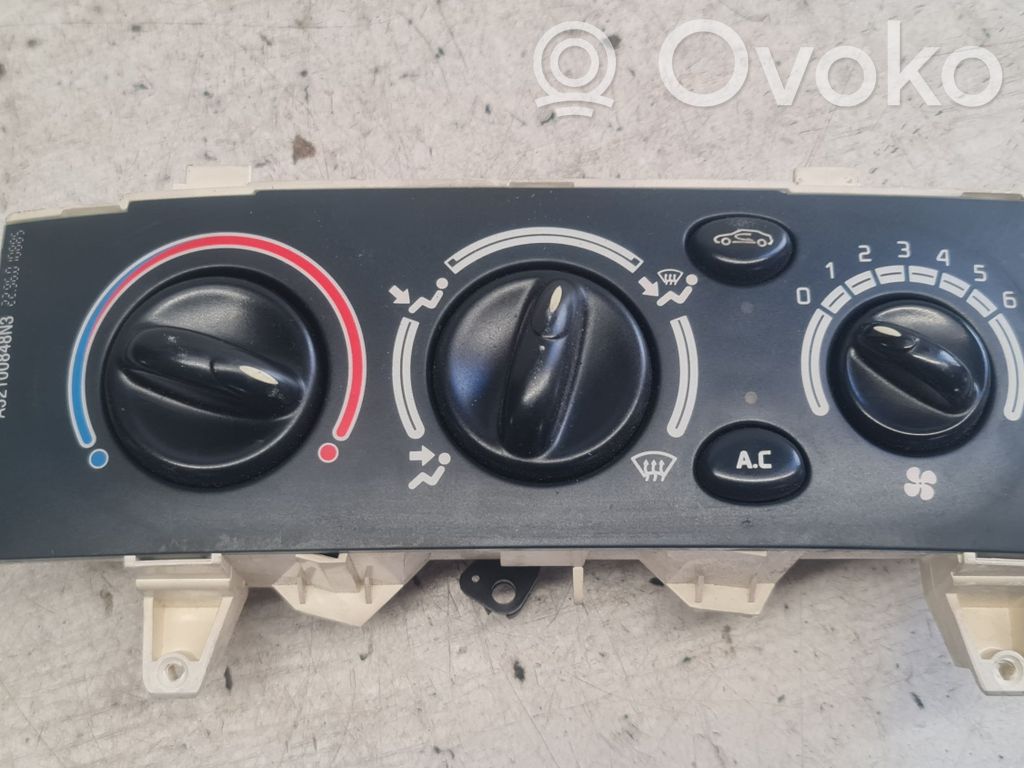 Renault Megane I Climate control unit 