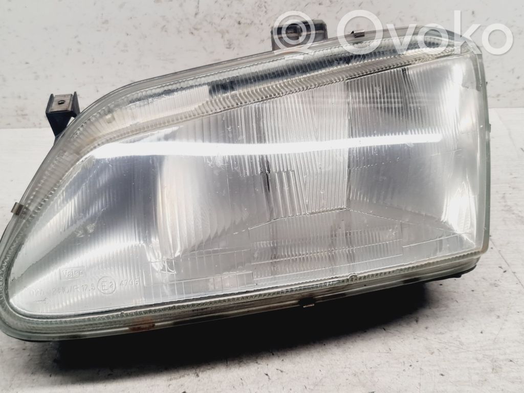 Renault Scenic I Headlight/headlamp 