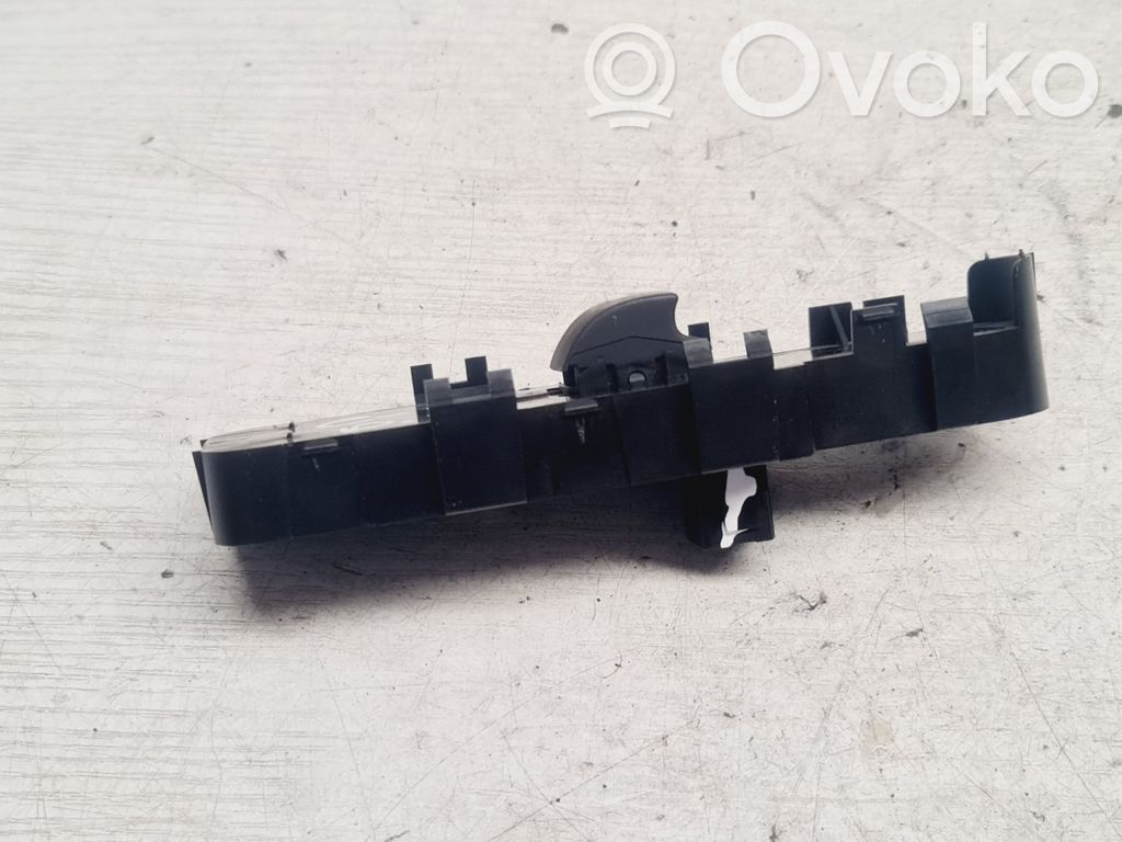 Electric window control switch   9651465677
