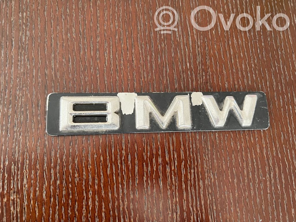 Logo, emblème de fabricant