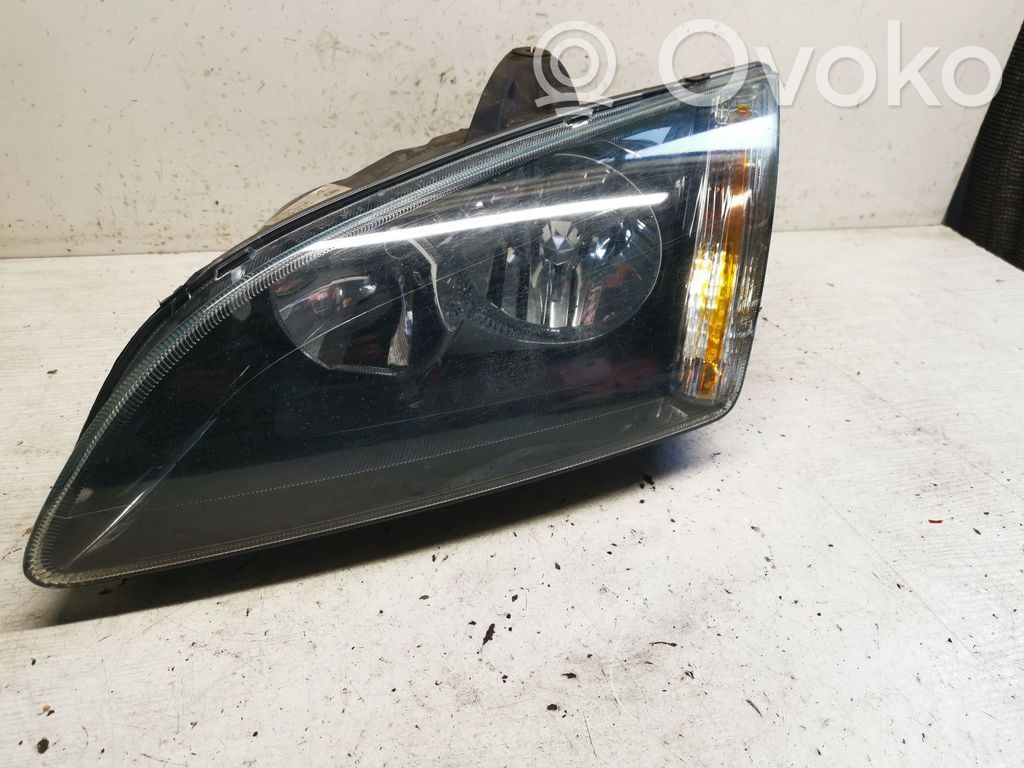 Ford Focus Headlight/headlamp 