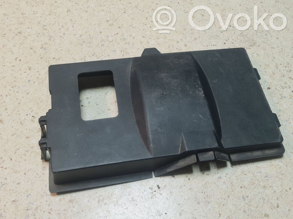 Pokrywa skrzynki akumulatora   3M5110A659BH