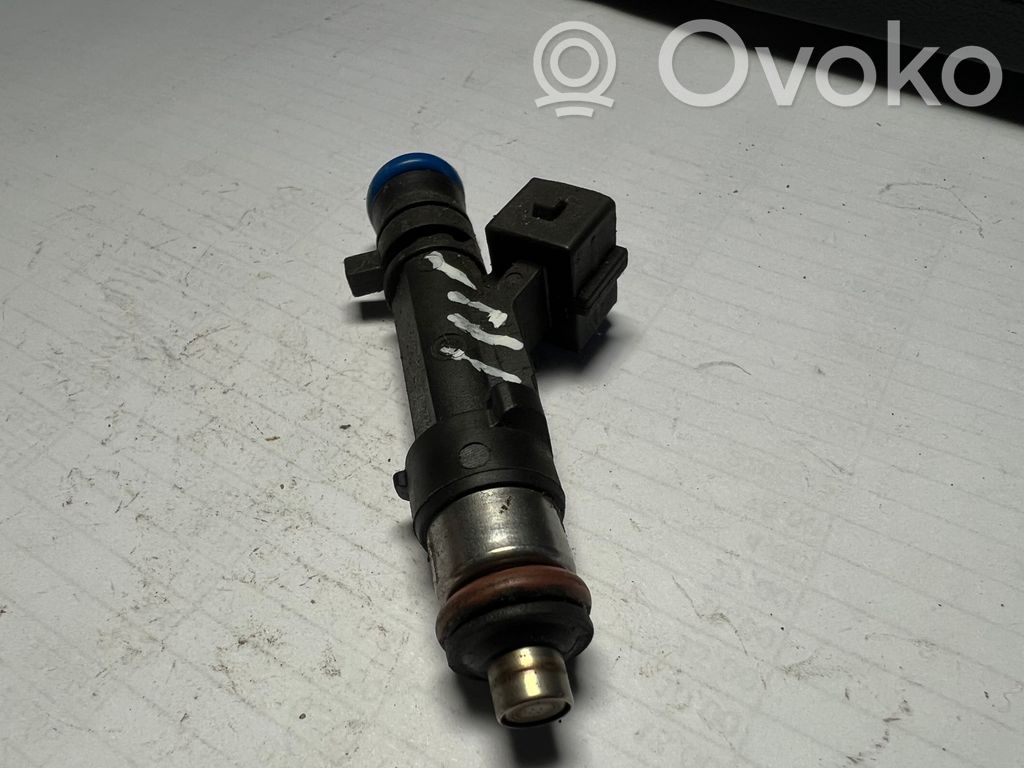 Dacia Sandero Inyector de combustible 