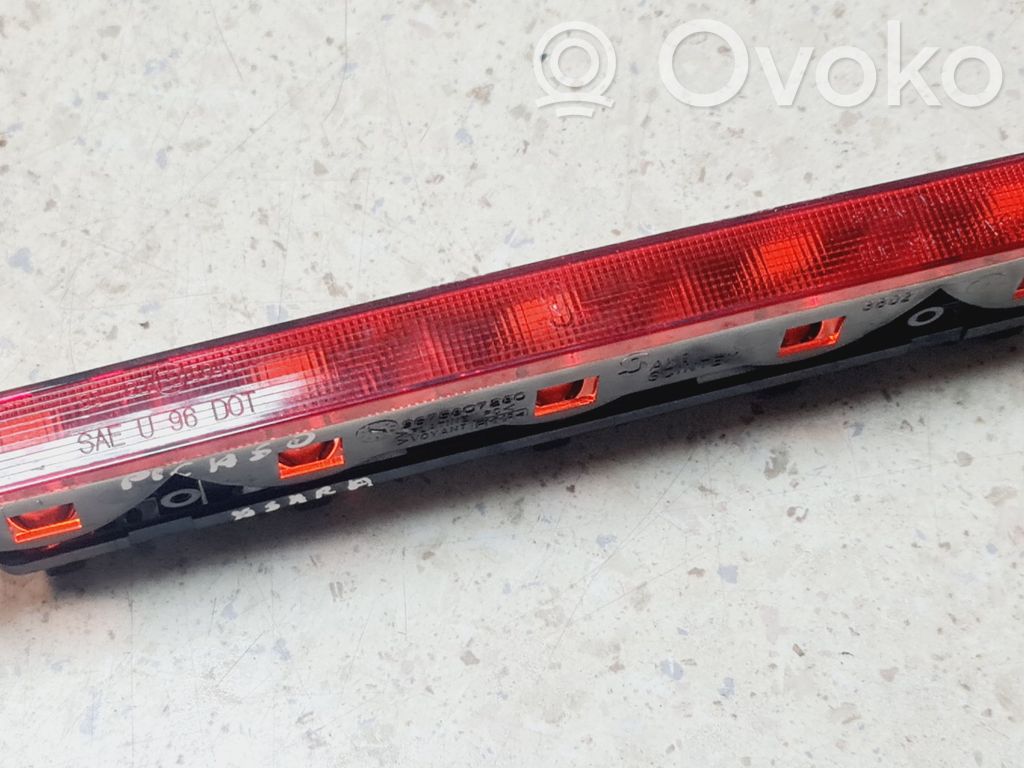 Citroen Xsara Picasso Third/center stoplight 