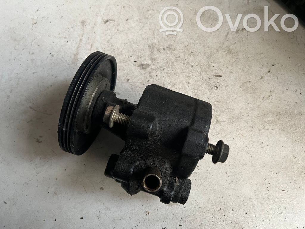 Renault Scenic I Power steering pump 