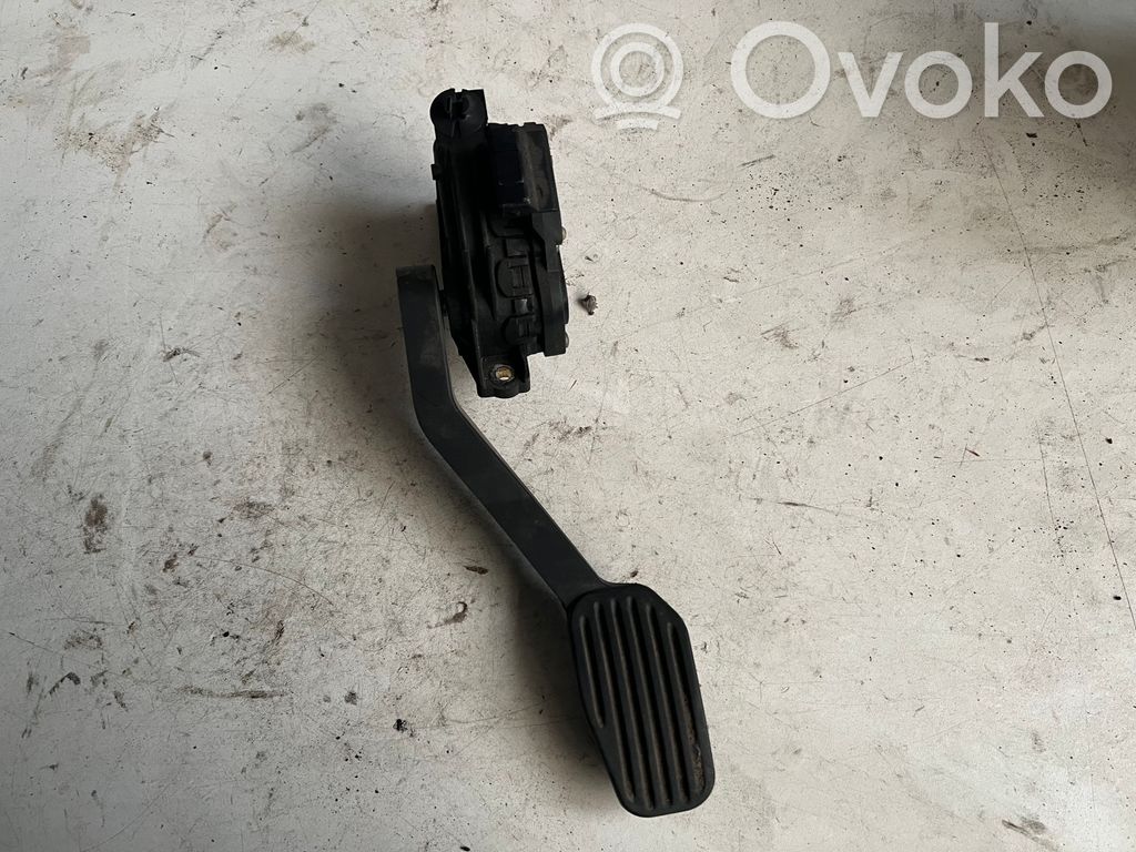 Volvo V70 Kaasupoljin 