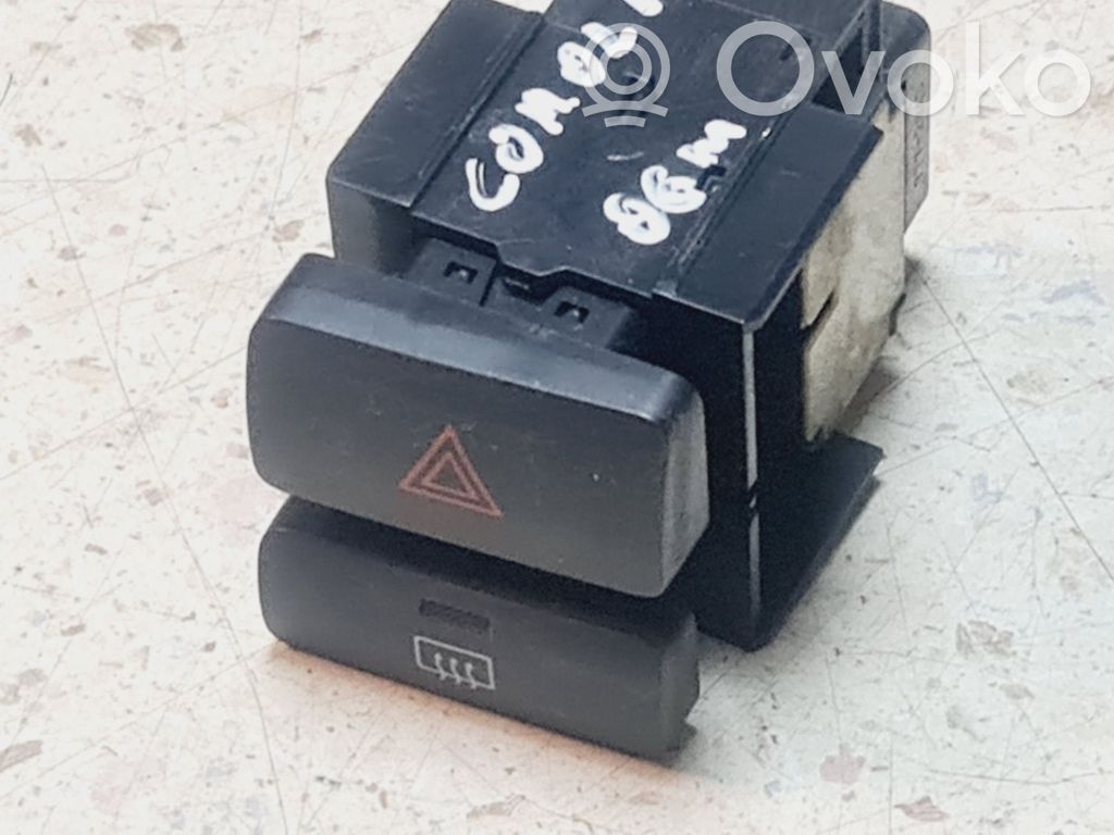 Hazard light switch   153644,7772G4D