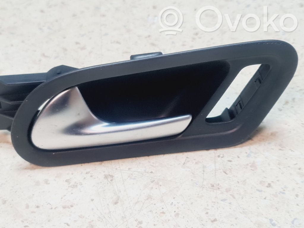 Volkswagen Scirocco Front door interior handle 