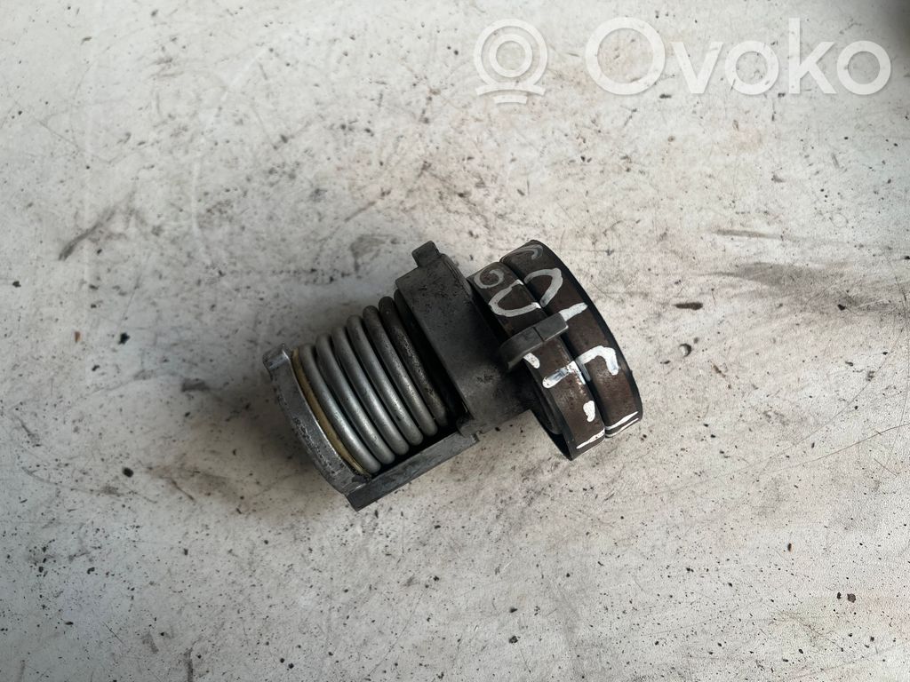 Volkswagen Golf IV Diržo įtempėjas 
