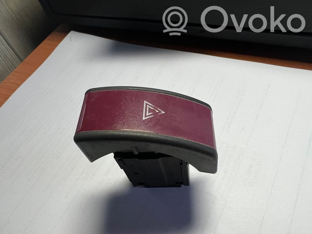 Opel Corsa C Hazard light switch 