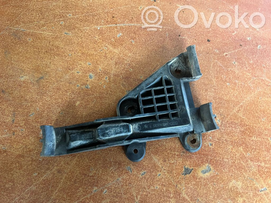 Audi 80 90 S2 B4 Front bumper mounting bracket 