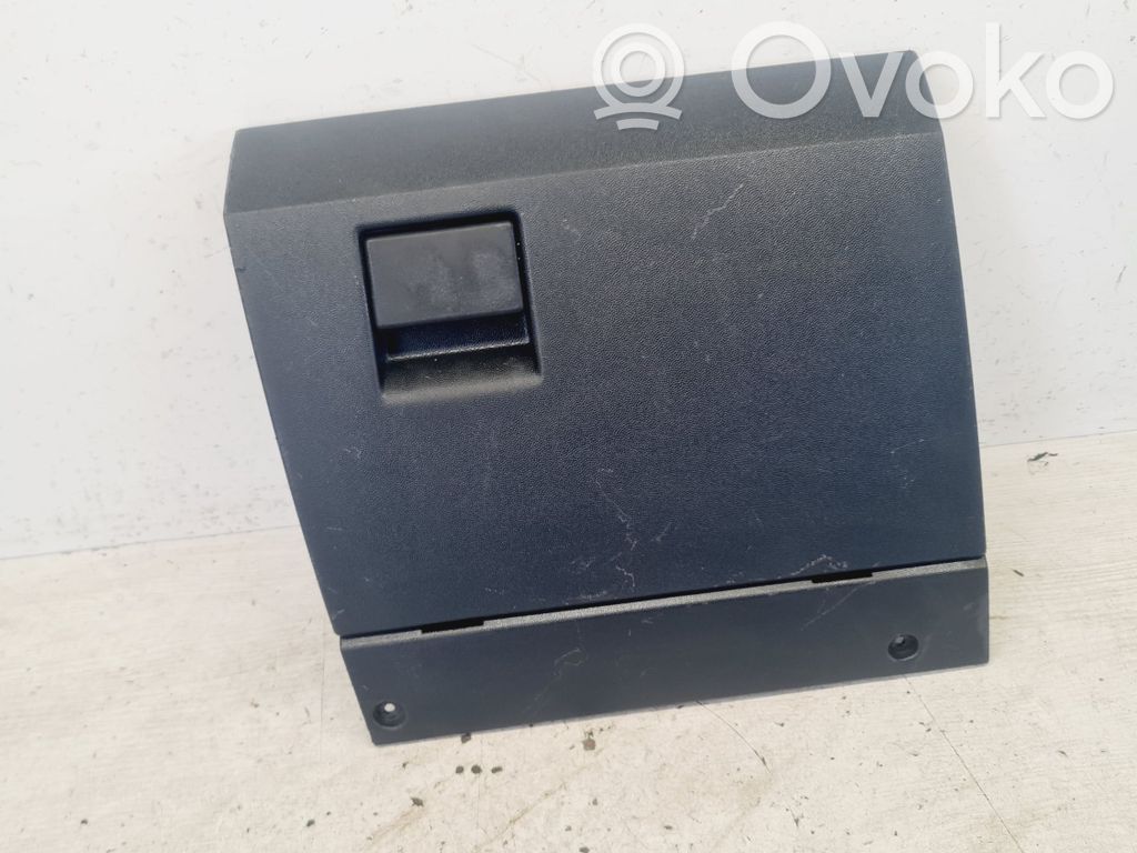 Opel Meriva A Daiktadėžės (bordačioko) komplektas 