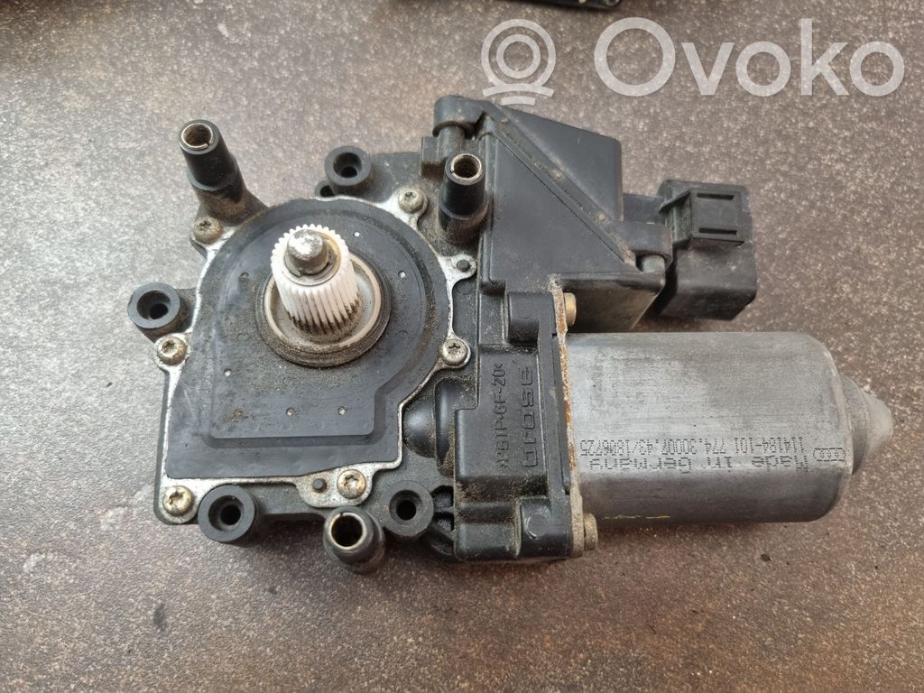 Audi A6 S6 C5 4B Silniczek podnoszenia szyby drzwi tylnych 