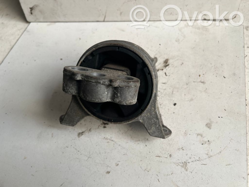 Opel Zafira B Engine mount bracket 
