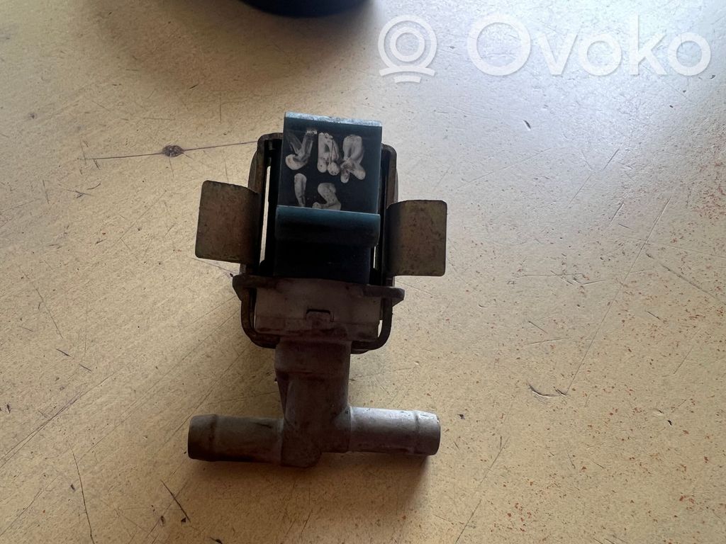 Toyota Yaris Válvula de vacío 